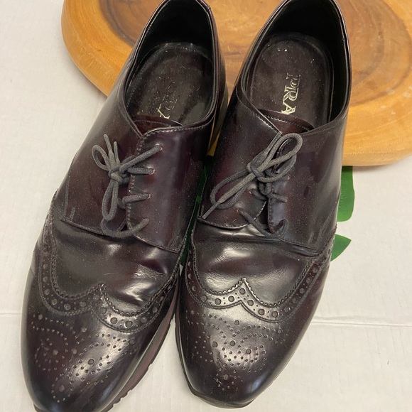 PRAdA Dark Wink Leather Wingtips Oxfords - Picture 5 of 10